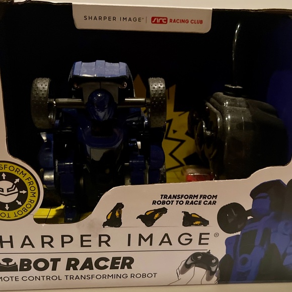 Sharper Image Robot Racer Remote Control Transforming Robot - Picture 7 of 9